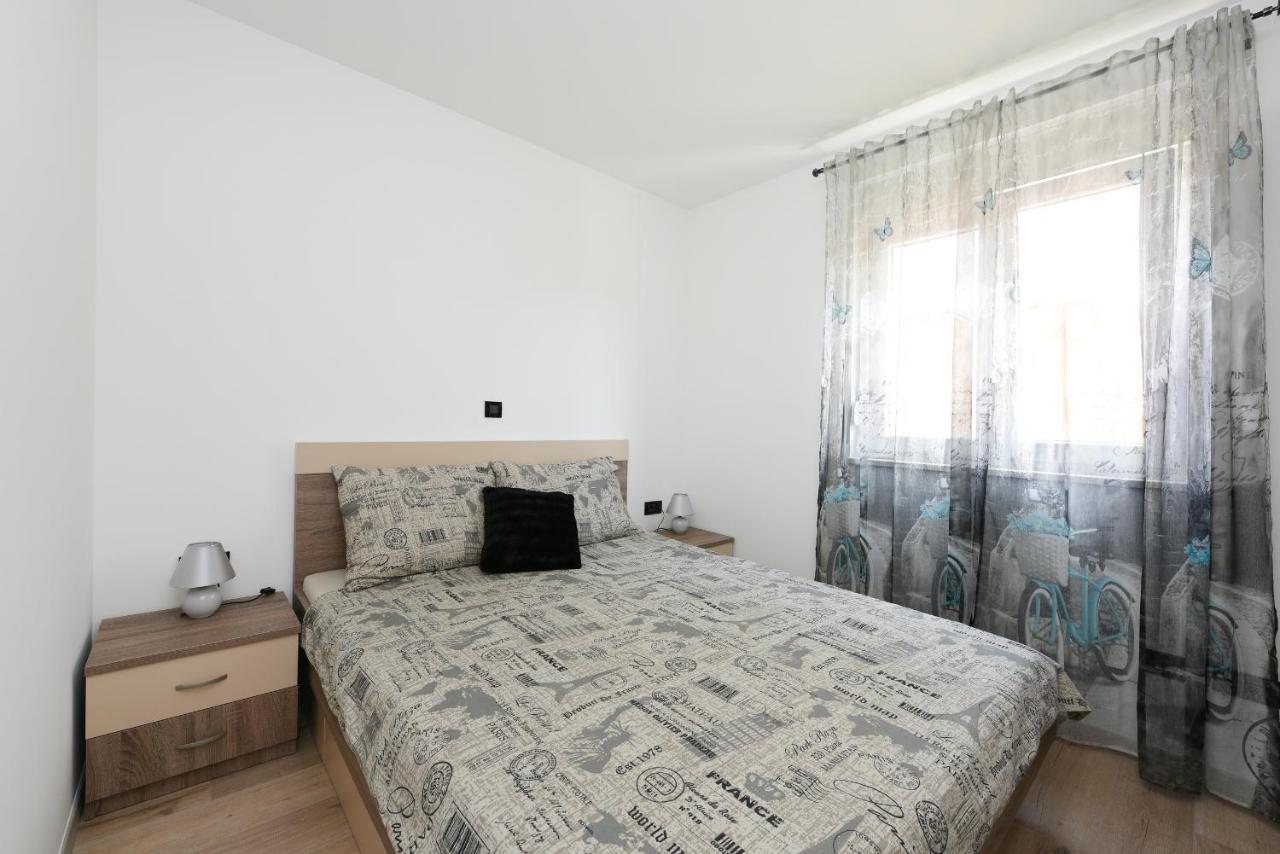 Apartment Matea Zadar Exteriör bild
